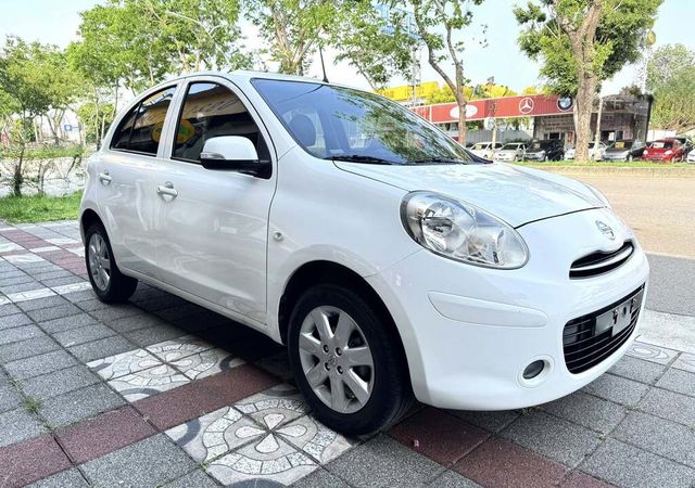 NISSAN日產 MARCH  第6張相片