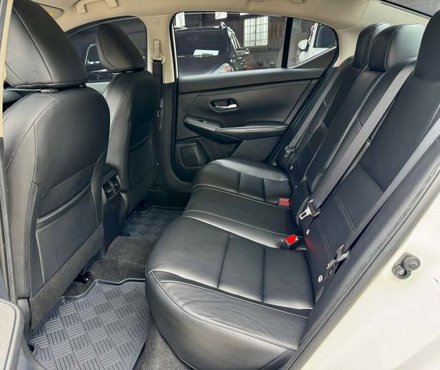 NISSAN日產 SENTRA  第10張相片