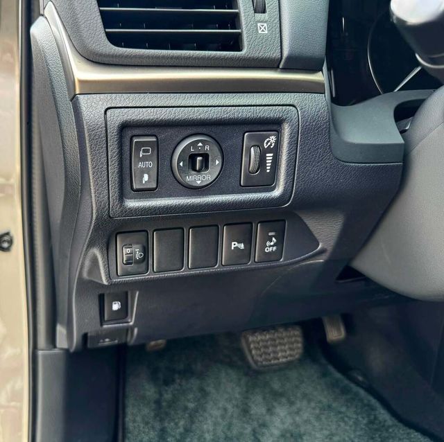 LEXUS凌志 CT200H  第11張相片