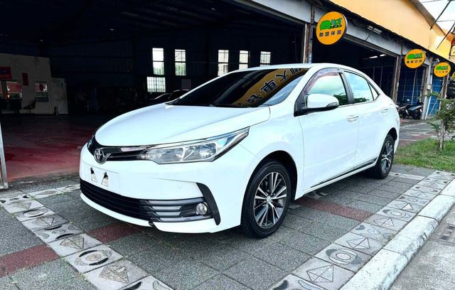 TOYOTA豐田 ALTIS  第1張相片