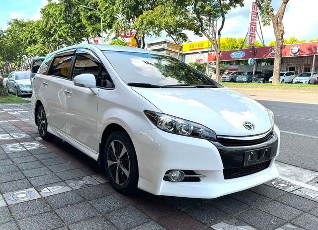 TOYOTA豐田 WISH  第6張相片