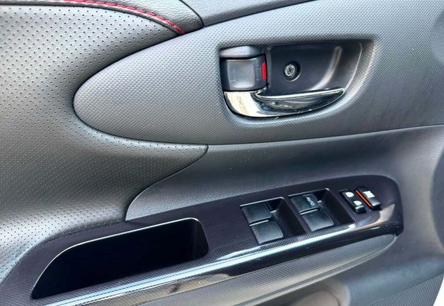 TOYOTA豐田 WISH  第12張相片