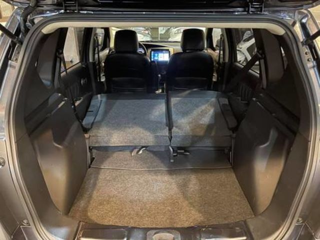 NISSAN日產 LIVINA  第14張相片