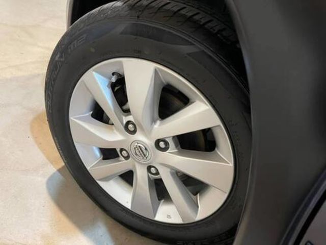 NISSAN日產 LIVINA  第15張相片