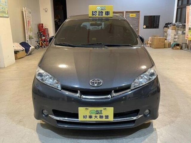 TOYOTA豐田 WISH  第3張相片