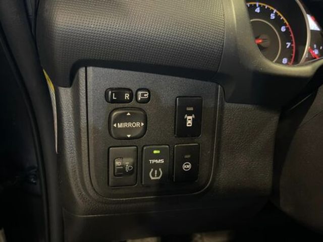 TOYOTA豐田 WISH  第15張相片