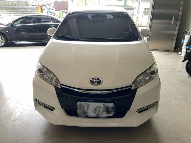 TOYOTA豐田 WISH  第5張相片
