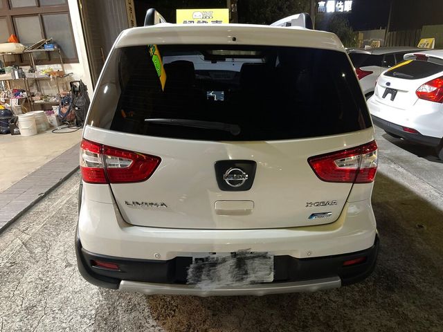 NISSAN日產 LIVINA  第4張相片