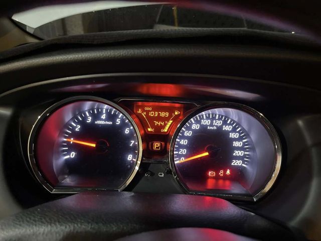 NISSAN日產 LIVINA  第8張相片