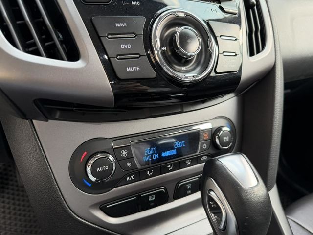 FORD福特 FOCUS  第8張相片