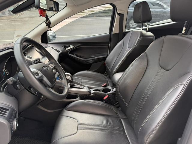 FORD福特 FOCUS  第10張相片