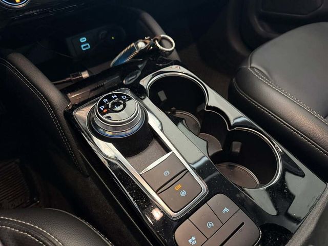 FORD福特 KUGA  第11張相片