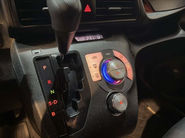TOYOTA豐田 SIENTA  第17張相片