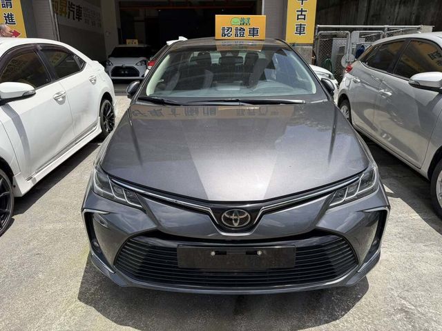 TOYOTA豐田 ALTIS  第3張相片