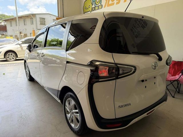 TOYOTA豐田 SIENTA  第18張相片