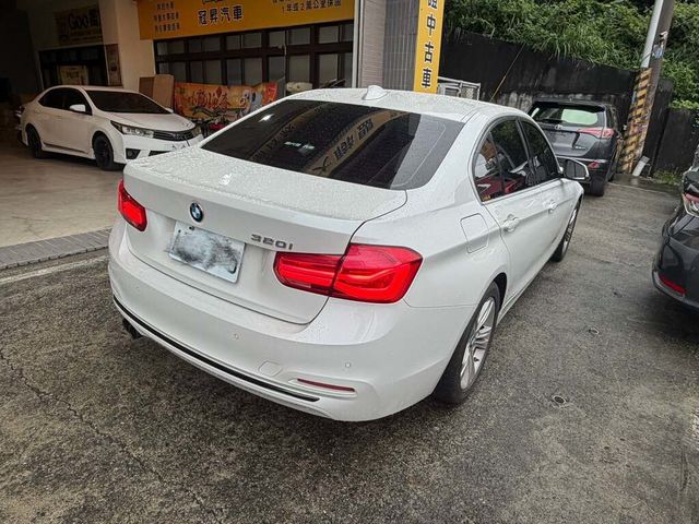 BMW寶馬 320I  第2張相片