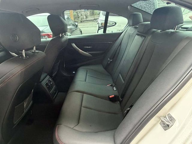 BMW寶馬 320I  第8張相片