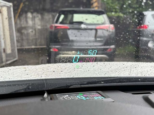 BMW寶馬 320I  第16張相片