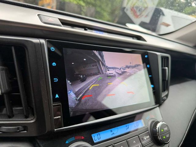 TOYOTA豐田 RAV4  第10張相片