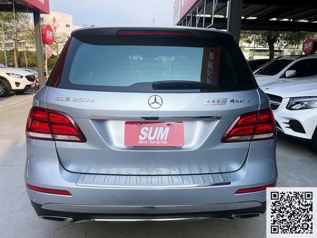 2018 總代理 BENZ GLE250D 4MATIC 2.1 SUV樣式 僅跑7萬多公里 可協助全額貸款等相關事項  第6張相片