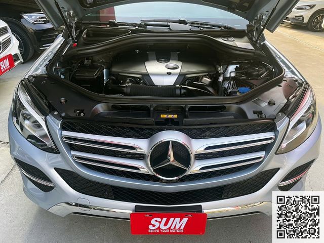 2018 總代理 BENZ GLE250D 4MATIC 2.1 SUV樣式 僅跑7萬多公里 可協助全額貸款等相關事項  第14張相片