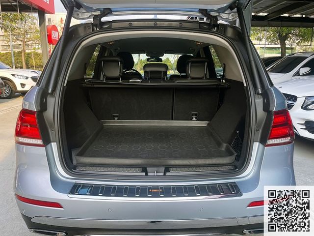 2018 總代理 BENZ GLE250D 4MATIC 2.1 SUV樣式 僅跑7萬多公里 可協助全額貸款等相關事項  第15張相片