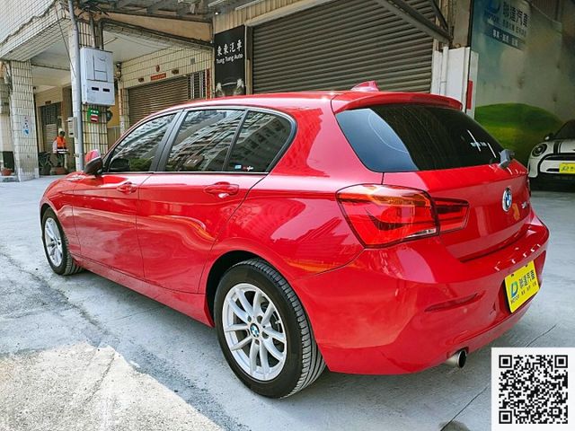 2016 BMW 118i 1.6 小改款後新款1系列小型車 僅跑9萬多公里 市區行駛方便 高速底盤扎實 可全貸  第3張相片