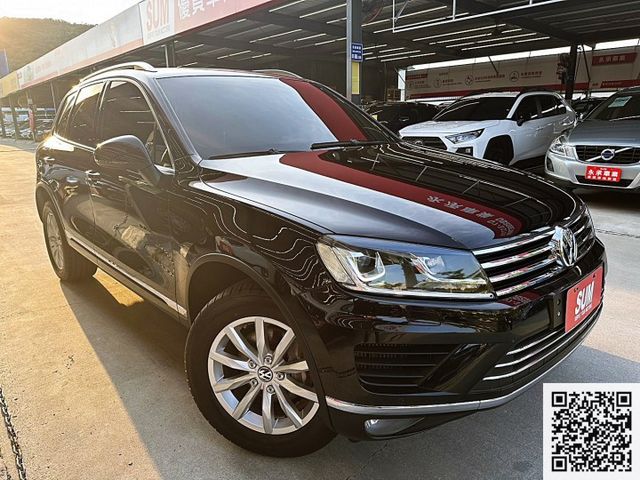 2015 VW TOUAREG 3.0 比TIGUAN更頂級的休旅車 新車256萬 現在只要59.8萬 市場稀有 可全貸  第2張相片