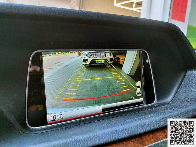 2015 E250 w212 2.0/小改後車型/新車300多萬/現在只要65.8萬/可全額貸款/  第10張相片