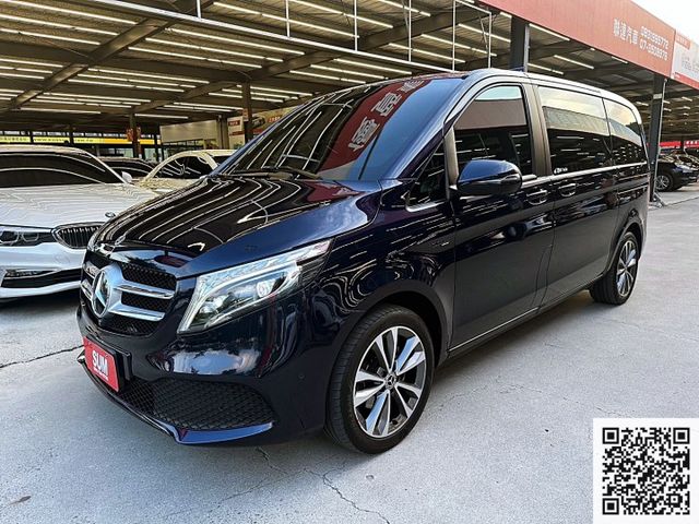 2020 V220D 七人座 當初進了4台 剩下最後2台 要買要快 晚了就沒囉 可配合線上視訊賞車服務  第2張相片