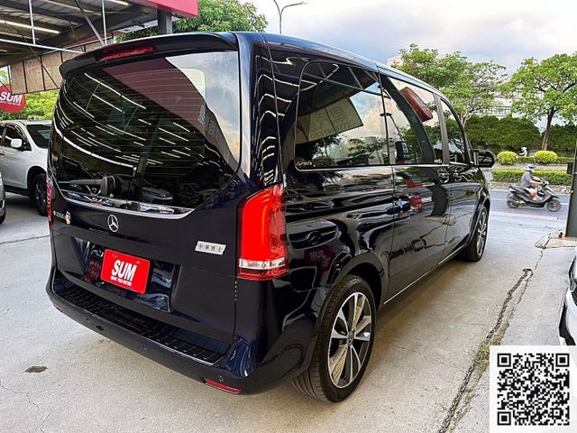 2020 V220D 七人座 當初進了4台 剩下最後2台 要買要快 晚了就沒囉 可配合線上視訊賞車服務  第5張相片