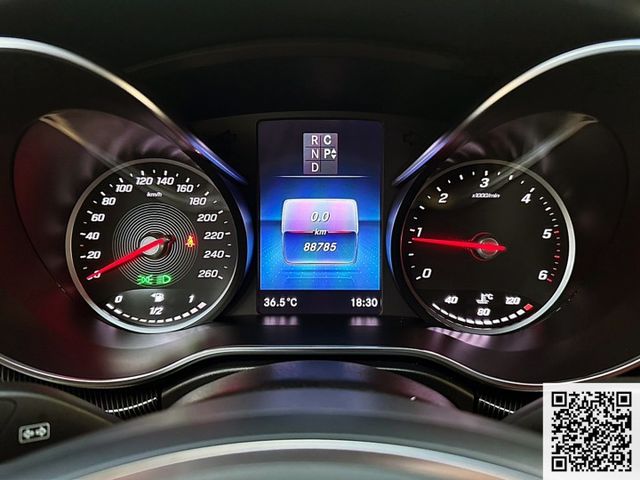 2020 V220D 七人座 當初進了4台 剩下最後2台 要買要快 晚了就沒囉 可配合線上視訊賞車服務  第15張相片