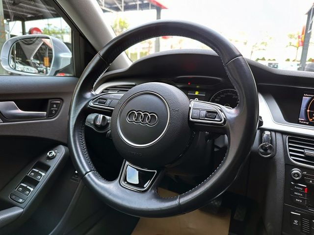 2015 A4 1.8/新車價185萬/全車原鈑件已認證/現在只需29.8萬/可全額貸款/可線上視訊賞車  第13張相片