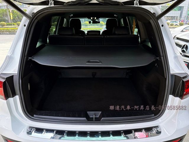 2021領牌 總代理 M-BENZ GLB180 1.4/挑戰市場最低價/家庭式休旅車/可全額貸款/可線上視訊賞車  第18張相片