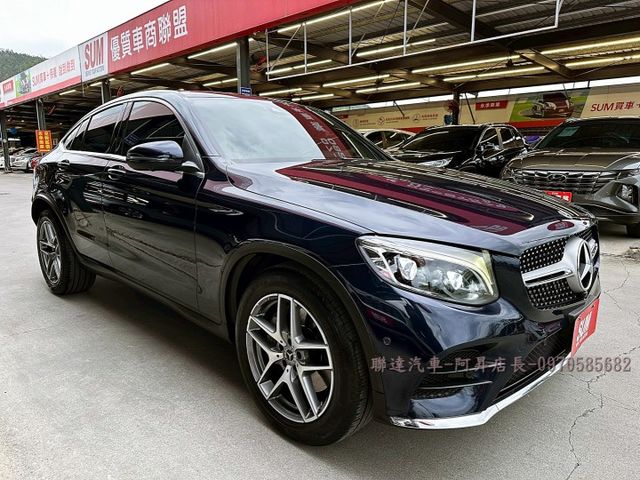 2018 M-BENZ GLC250 COUPE AMG 2.0/總代理COUPE AMG版本/僅行駛7萬公里/全額貸款  第2張相片