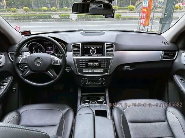 2014 M-BENZ ML350D 3.0/柴油耐操省油又省稅/新車價35x萬/現在僅需53.8萬即可擁有/可全額貸款  第8張相片