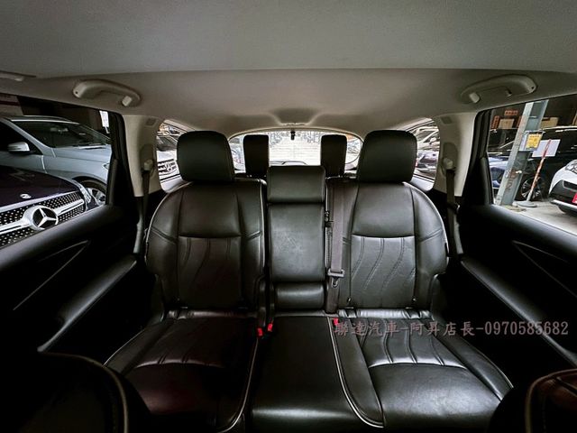 2019領牌 INFINITI QX60 3.5七人座/僅行駛12.9萬公里/新車25x萬/可全額貸款/可線上視訊賞車  第9張相片