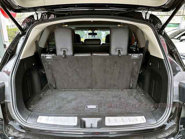 2019領牌 INFINITI QX60 3.5七人座/僅行駛12.9萬公里/新車25x萬/可全額貸款/可線上視訊賞車  第19張相片