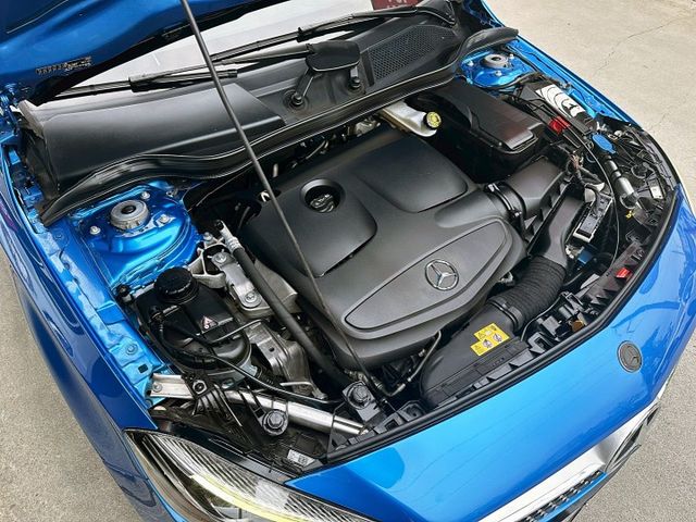 2015 M-BENZ A180 1.6/代步車的價格您可以有更體面的選擇/1.6小排量省油又省稅/可全額貸款  第8張相片