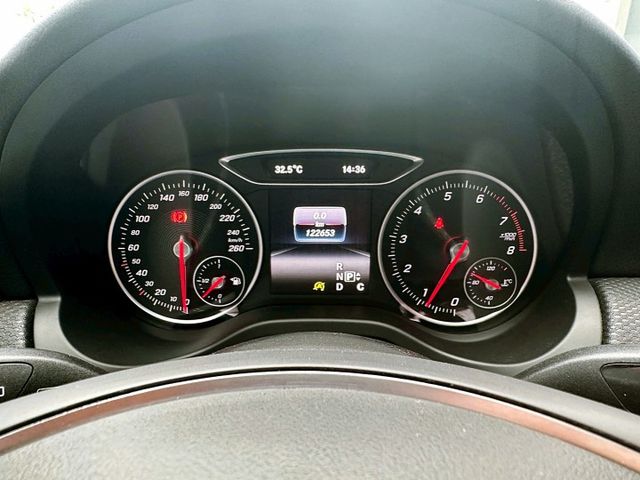 2015 M-BENZ A180 1.6/代步車的價格您可以有更體面的選擇/1.6小排量省油又省稅/可全額貸款  第15張相片