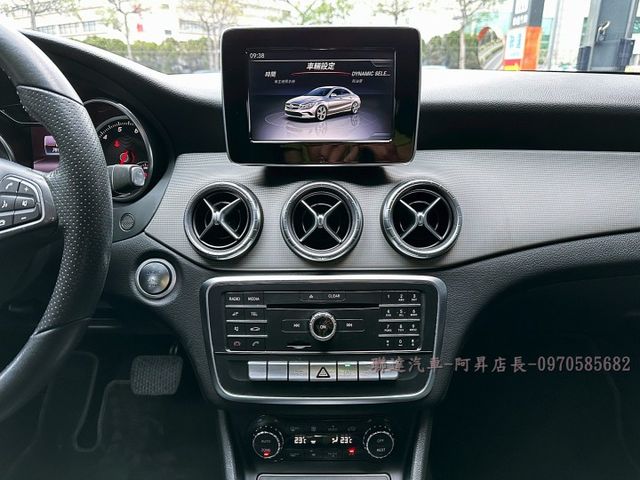 2018 M-BENZ CLA200 1.6/總代理小改後末代車型/僅行駛7.8萬公里/可全額貸款/可線上視訊賞車  第10張相片