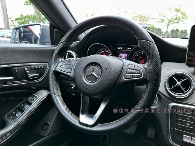 2018 M-BENZ CLA200 1.6/總代理小改後末代車型/僅行駛7.8萬公里/可全額貸款/可線上視訊賞車  第11張相片