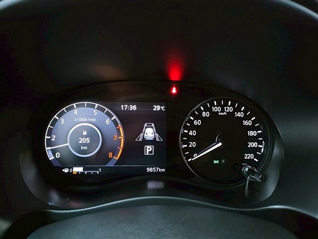2024 Nissan Kicks 1.6旗艦版/僅行駛9千多公里/準新車的車況/二手車的優惠/原廠新車保固/原鈑件  第14張相片