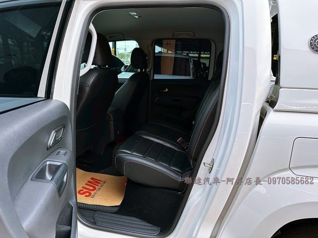 2018 VW Amarok V6 3.0 TDI Aventura/最頂級版本新車19X萬/可全額貸款/可線上視訊賞車  第19張相片