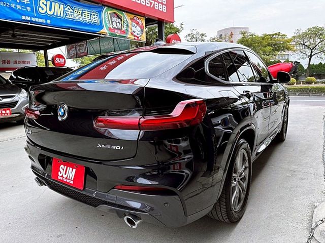 2021 BMW X4 30i M-SPORT 2.0/超低里程僅行駛4萬公里/原版件已認證/可全額貸款/可線上視訊賞車  第3張相片