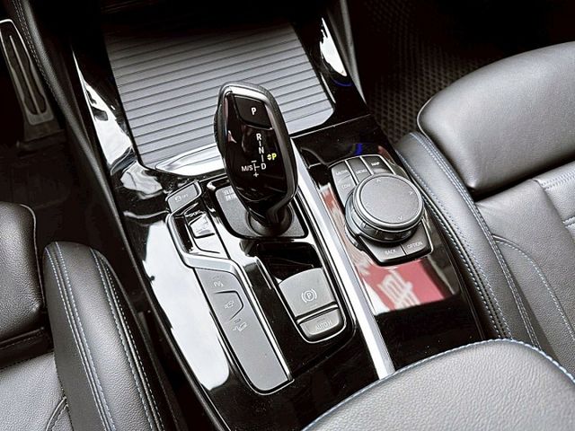 2021 BMW X4 30i M-SPORT 2.0/超低里程僅行駛4萬公里/原版件已認證/可全額貸款/可線上視訊賞車  第12張相片