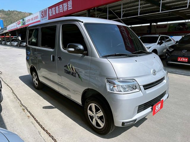 2023 TOYOTA TOWN ACE 1.5 自排/僅跑3千公里/新車原廠保固中/可全額貸款/可線上視訊賞車  第3張相片