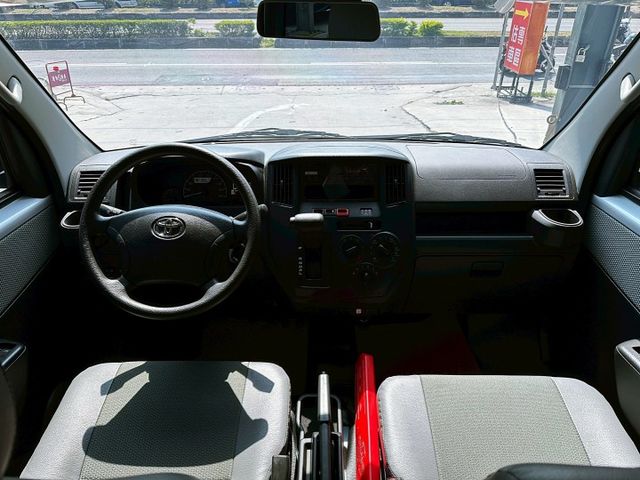 2023 TOYOTA TOWN ACE 1.5 自排/僅跑3千公里/新車原廠保固中/可全額貸款/可線上視訊賞車  第8張相片