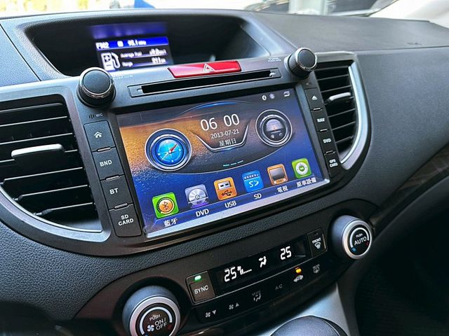 2015 Honda CR-V 2.4 VTi/日系休旅車/妥善率高省油好照顧/可全額貸款/可線上視訊賞車  第10張相片