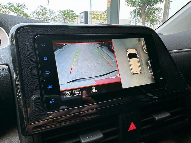 2022 Toyota Sienta 1.8/里程稍高但都在原廠保養/新車原廠保固中/可全額貸款/可線上視訊賞車  第10張相片